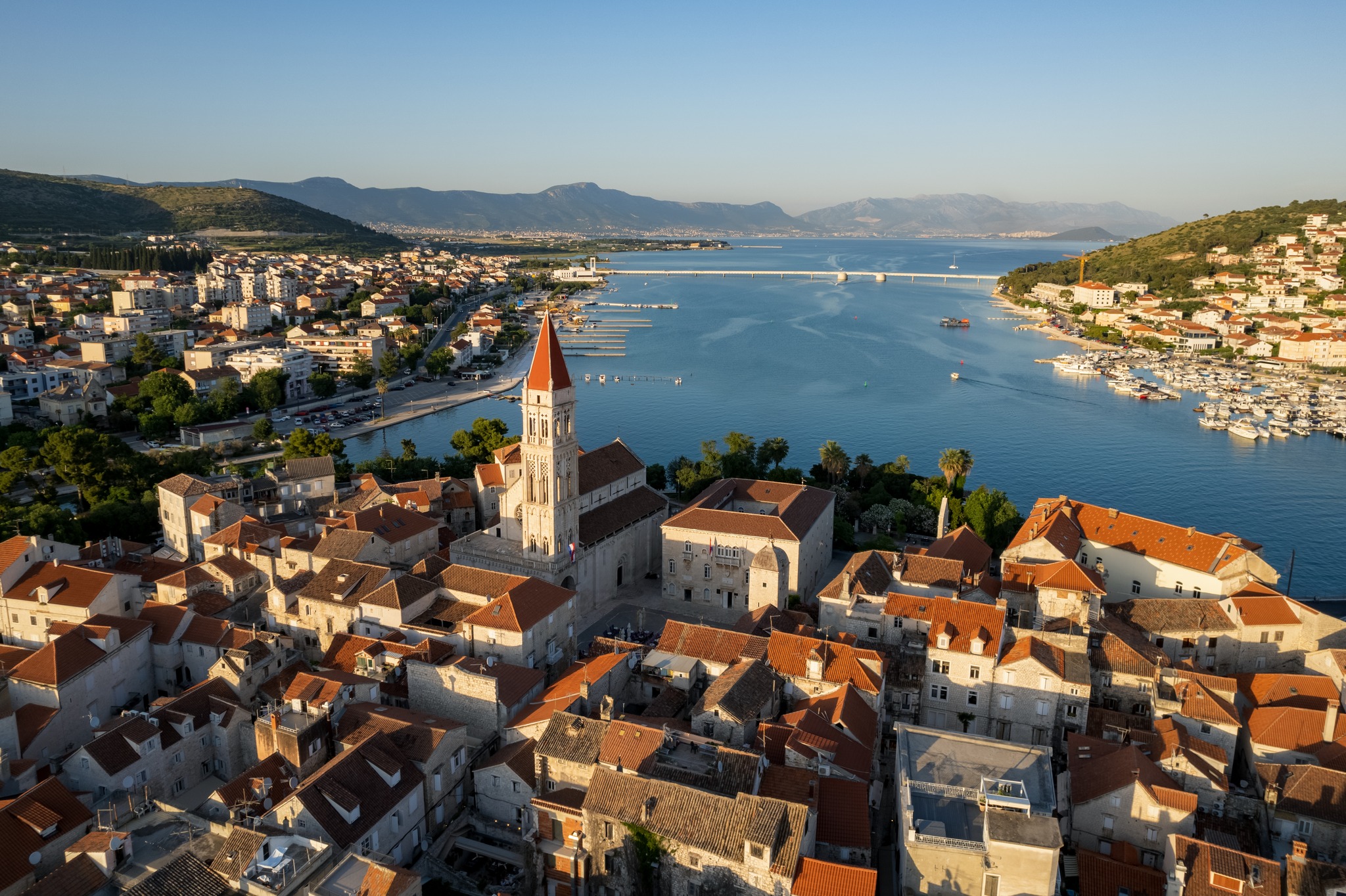 Turistički promet u kolovozu 2025.